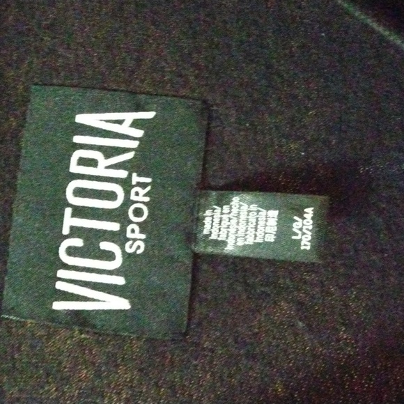 Victoria Sports Sweatshirt - Picture 4 of 4